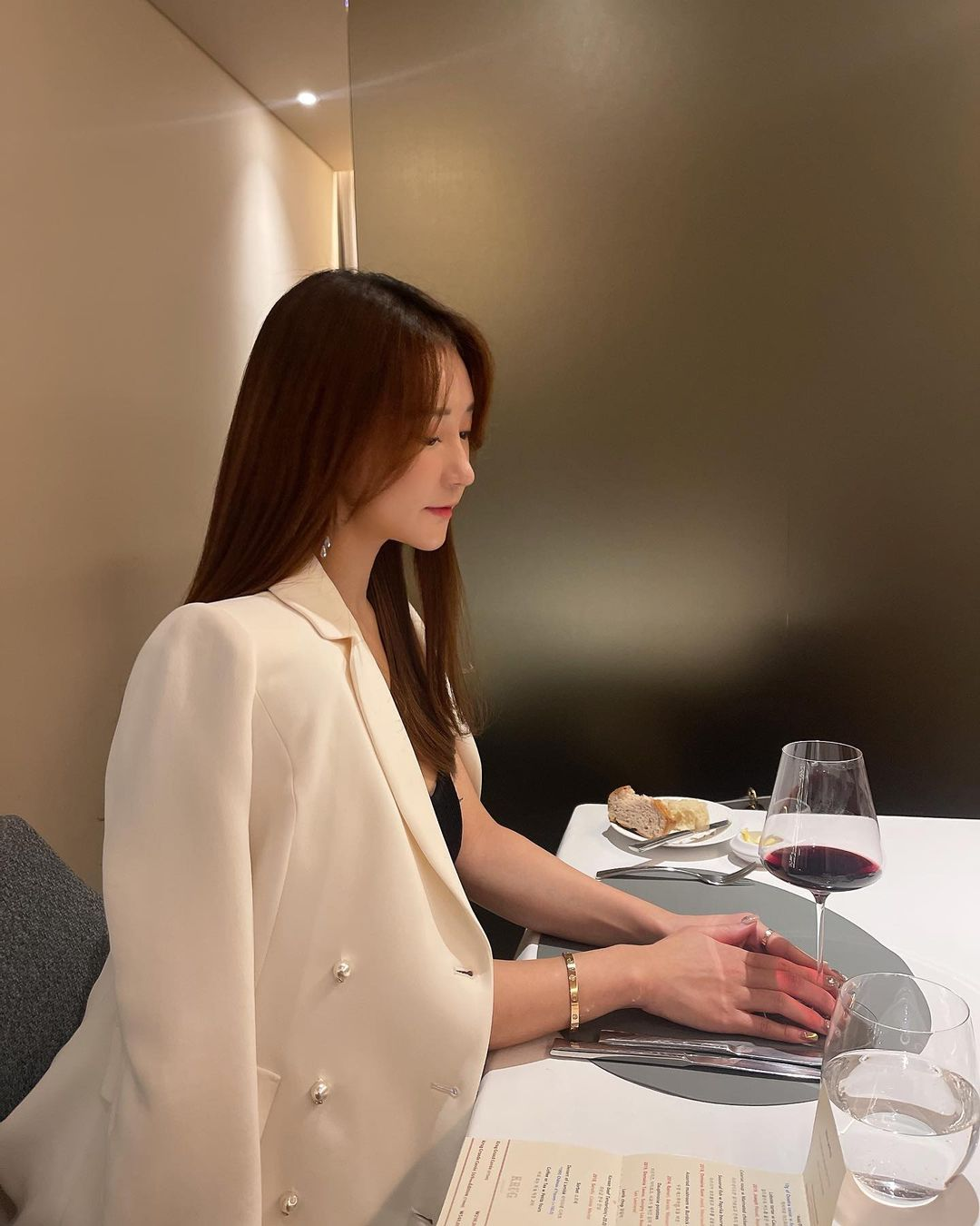 女士服装